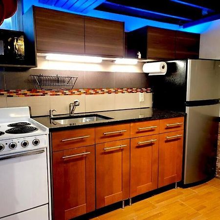 Live In This Iconic East Side Lower Level Unit Providence Buitenkant foto