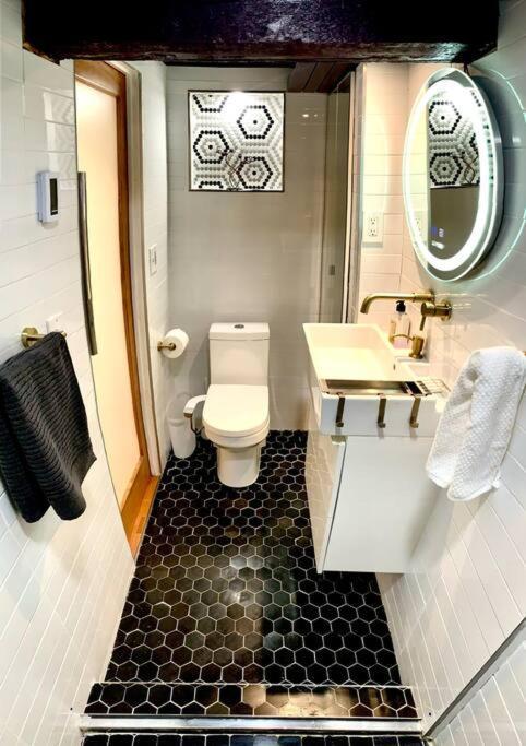 Live In This Iconic East Side Lower Level Unit Providence Buitenkant foto