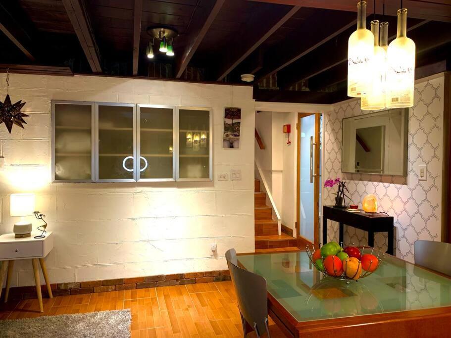 Live In This Iconic East Side Lower Level Unit Providence Buitenkant foto