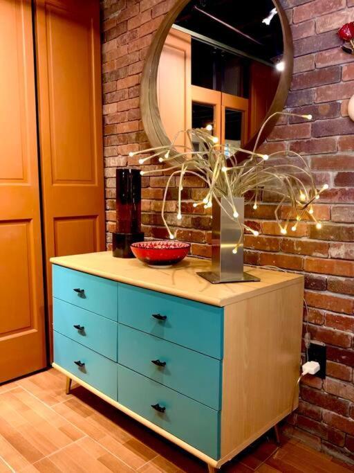 Live In This Iconic East Side Lower Level Unit Providence Buitenkant foto